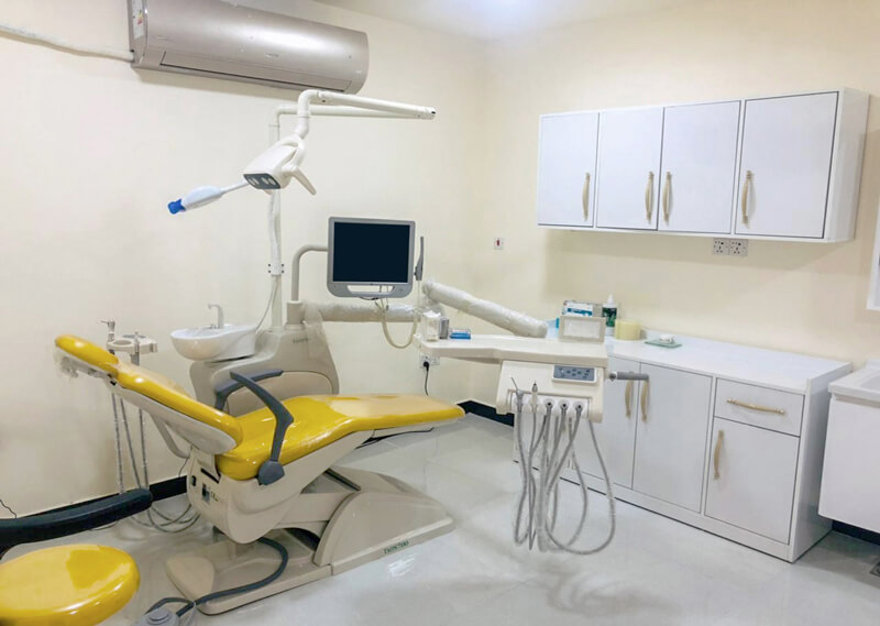 https://www.lingchendental.com/vacuum-cleaning-system-durable-pu-dental-chair-unit-taos700-product/
