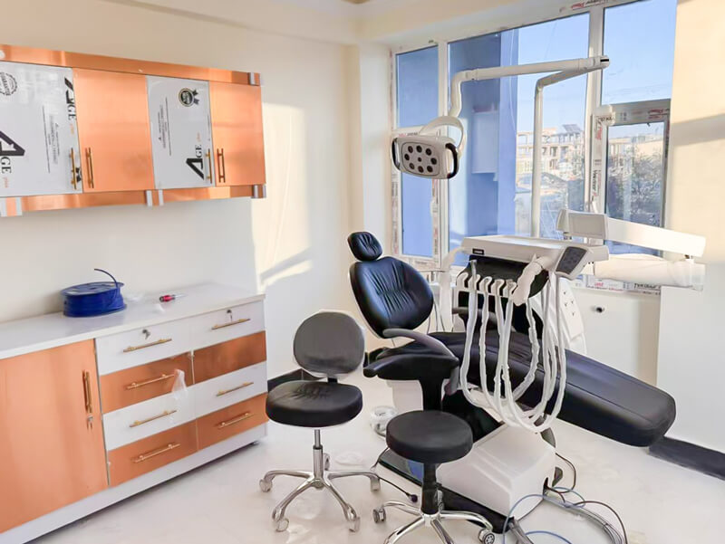 https://www.lingchendental.com/multifunctional-built-in-electric-suction-dental-chair-unit-taos900-product/